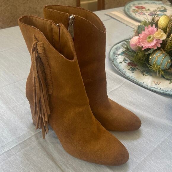 Vtg Charles David Boulder Suede Leather Camel Western Fringe Bootie Boots SZ 7 - Picture 2 of 11